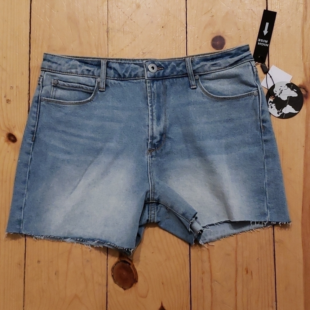 Articles of Society size 29 light denim cutoff shorts